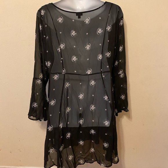 TORRID sheer button up shirt dress, Size 3 - Picture 3 of 9